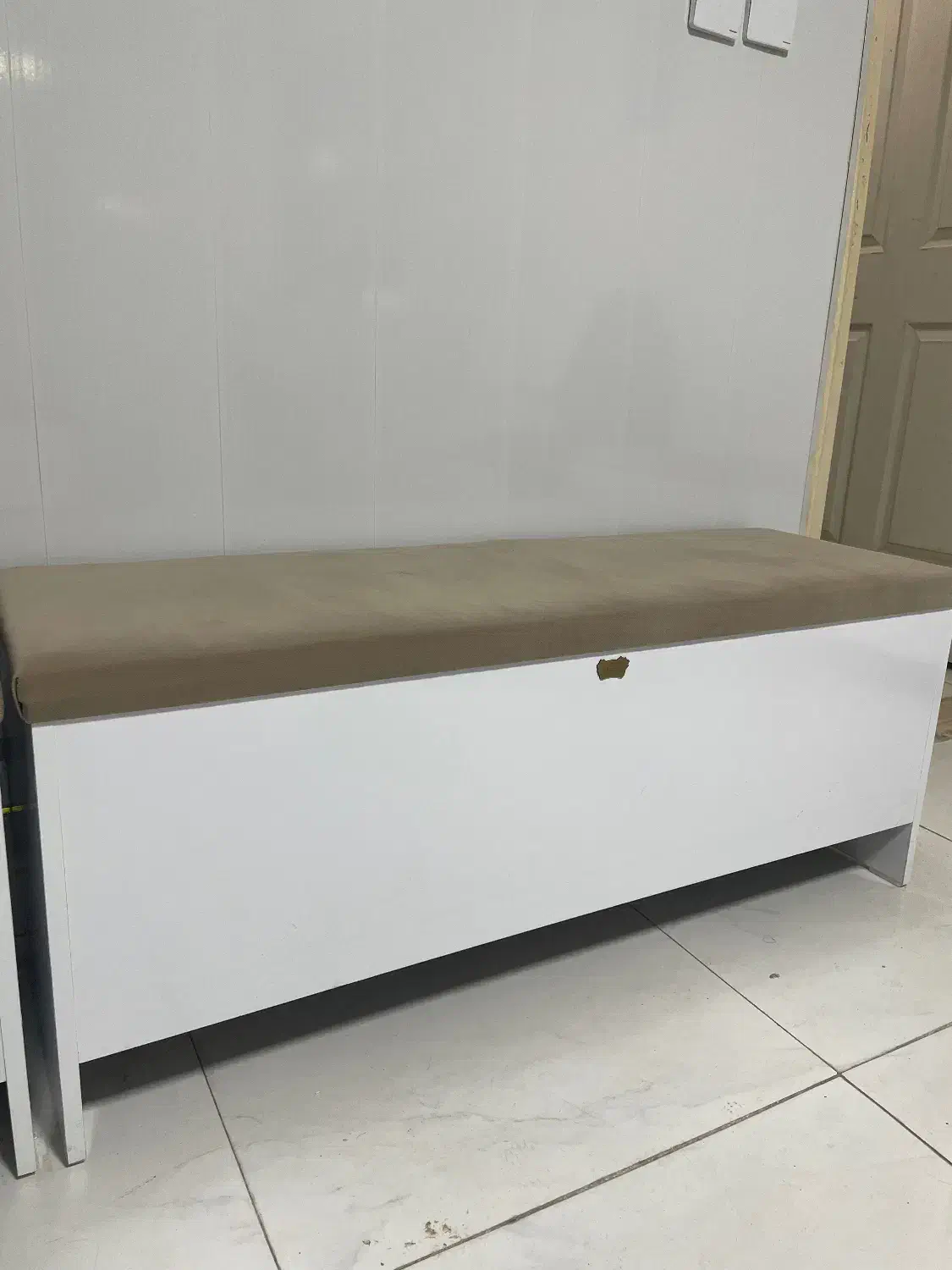 نیمکت های دونفره و سه نفره و چهار نفره|صندلی و نیمکت|گناباد, |دیوار