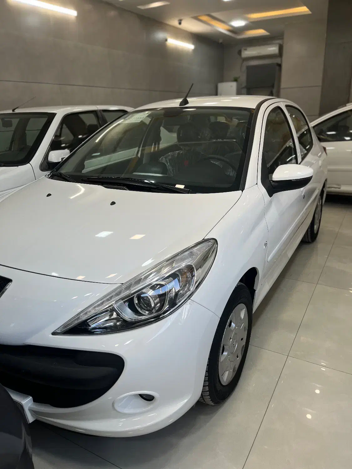 پژو ۲۰۷ سقف فلز سفر|خودرو سواری و وانت|اصفهان, بوستان ناژوان|دیوار