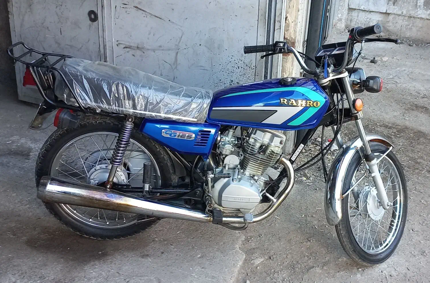 درحده صفر . فنی بی نظیر|موتورسیکلت|جلفا, |دیوار