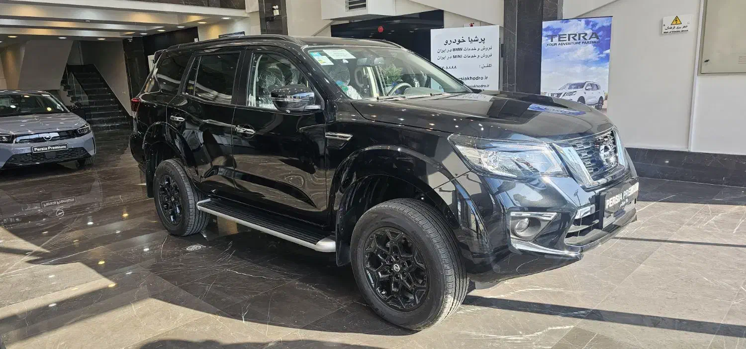 نیسان ترا فول کامل۴۰۴ صفرخشک مشکی داخل موکا|خودرو سواری و وانت|تهران, سید خندان (جلفا)|دیوار