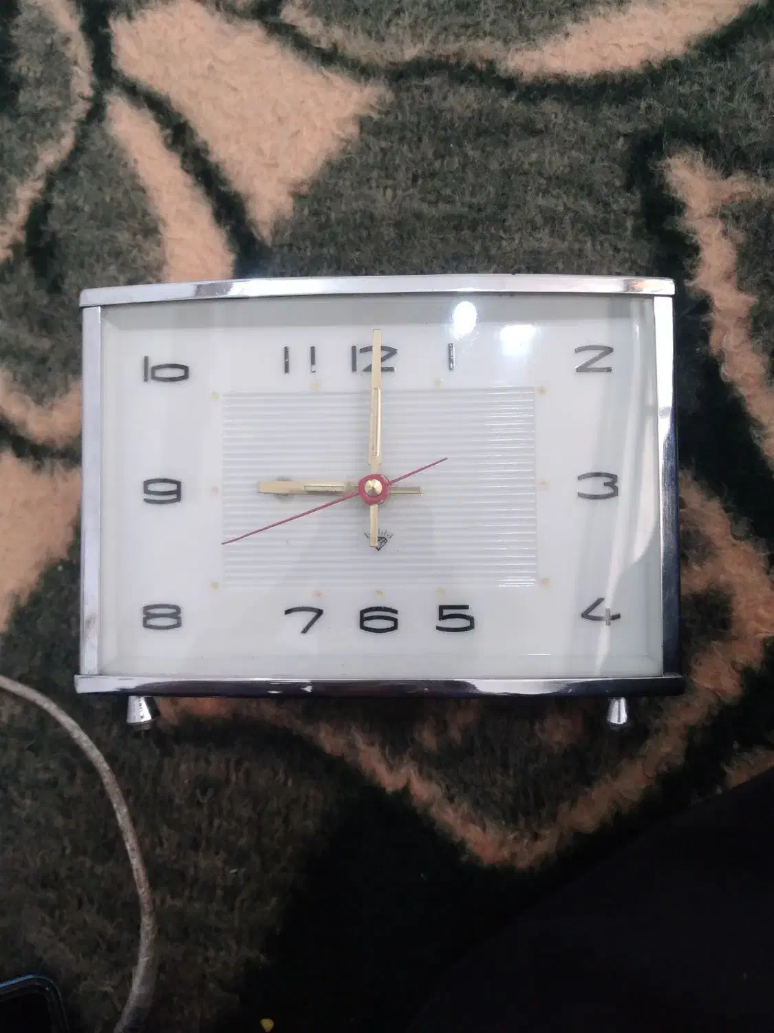 ساعت قدیمی نبزی|کلکسیون اشیاء عتیقه|یزد, |دیوار