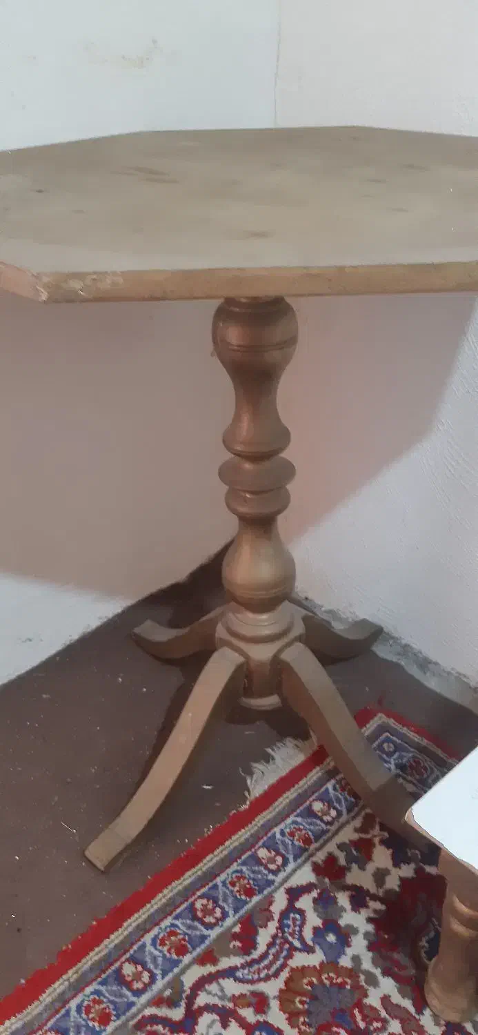 میزخاطره|میز تلفن|نیشابور, شهید جعفری|دیوار