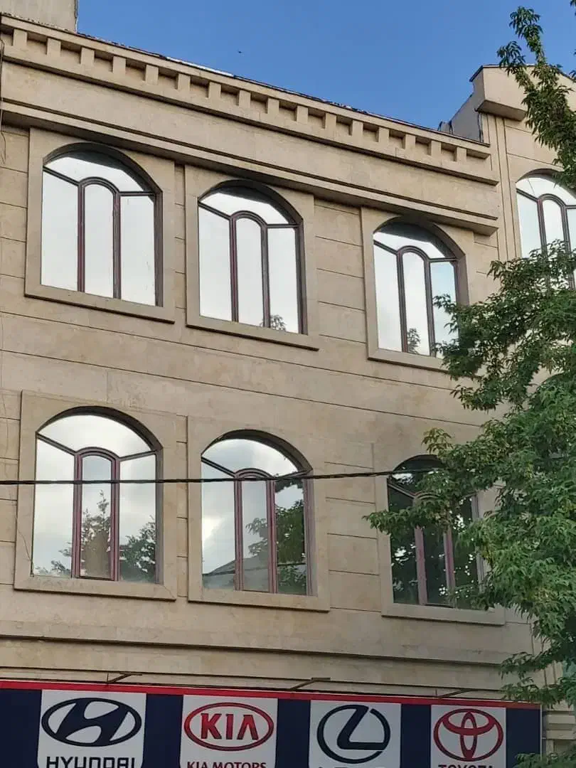 ساختمان دو طبقه اداری-تجاری|فروش دفتر کار، اتاق اداری، مطب|کرمانشاه, |دیوار