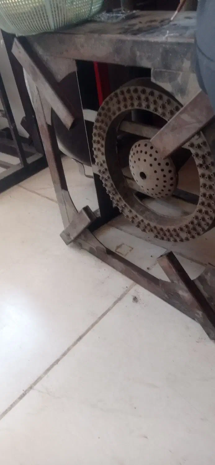 کباب پز دست ساز بسیار قوی با کلبه جداگانه روشه|اجاق گاز و لوازم برقی پختوپز|جهرم, |دیوار