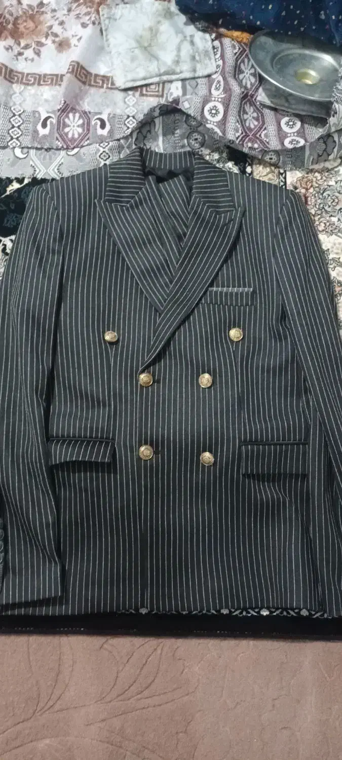 قیمت ۳ میلیون|لباس|سلماس, |دیوار