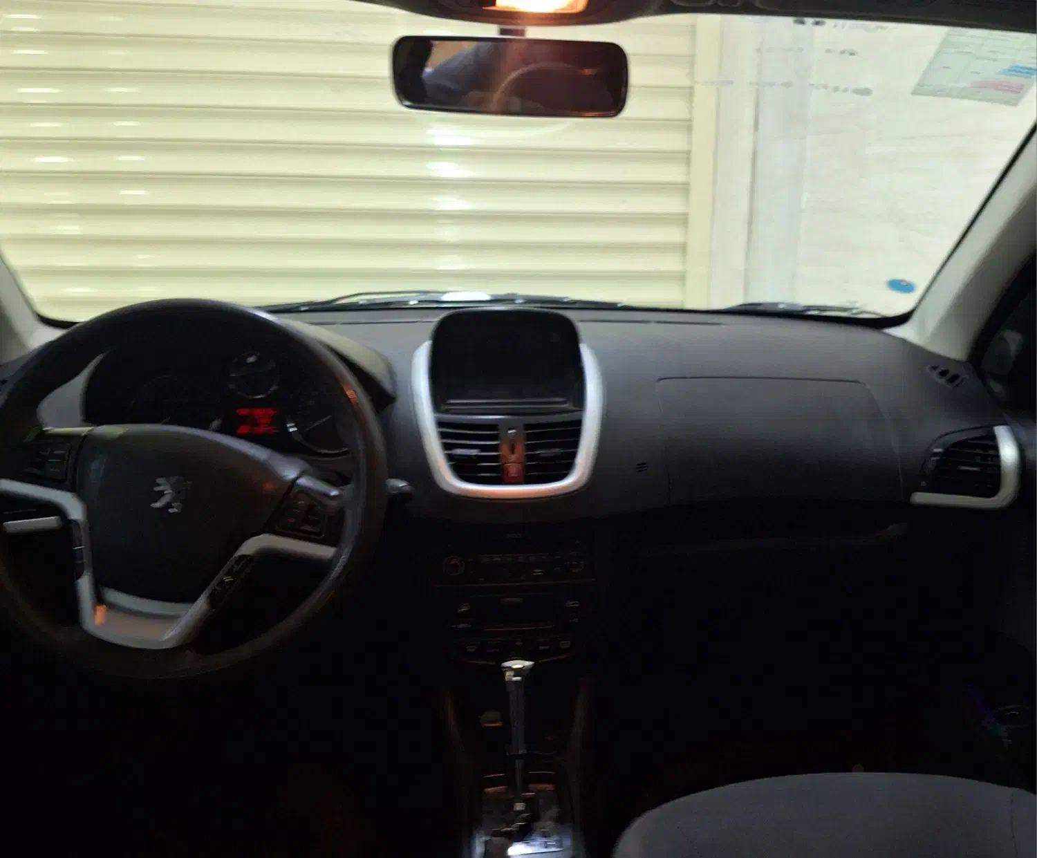 پژو207 مدل۱۳۹۸ اتوماتیک|خودرو سواری و وانت|شیراز, شهرک گلستان شمالی|دیوار