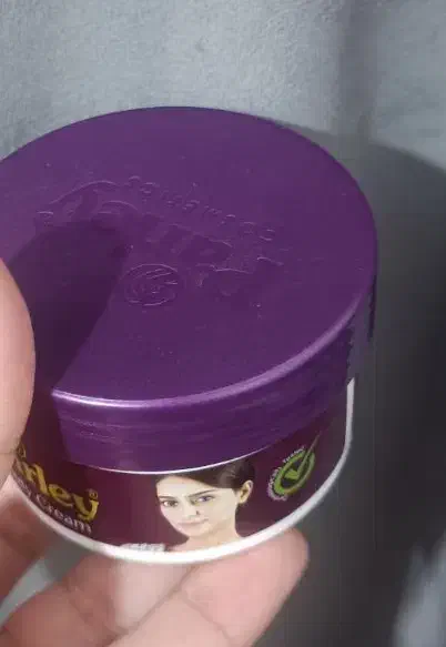 کرم شب بارلی|آرایشی، بهداشتی، درمانی|بم, |دیوار