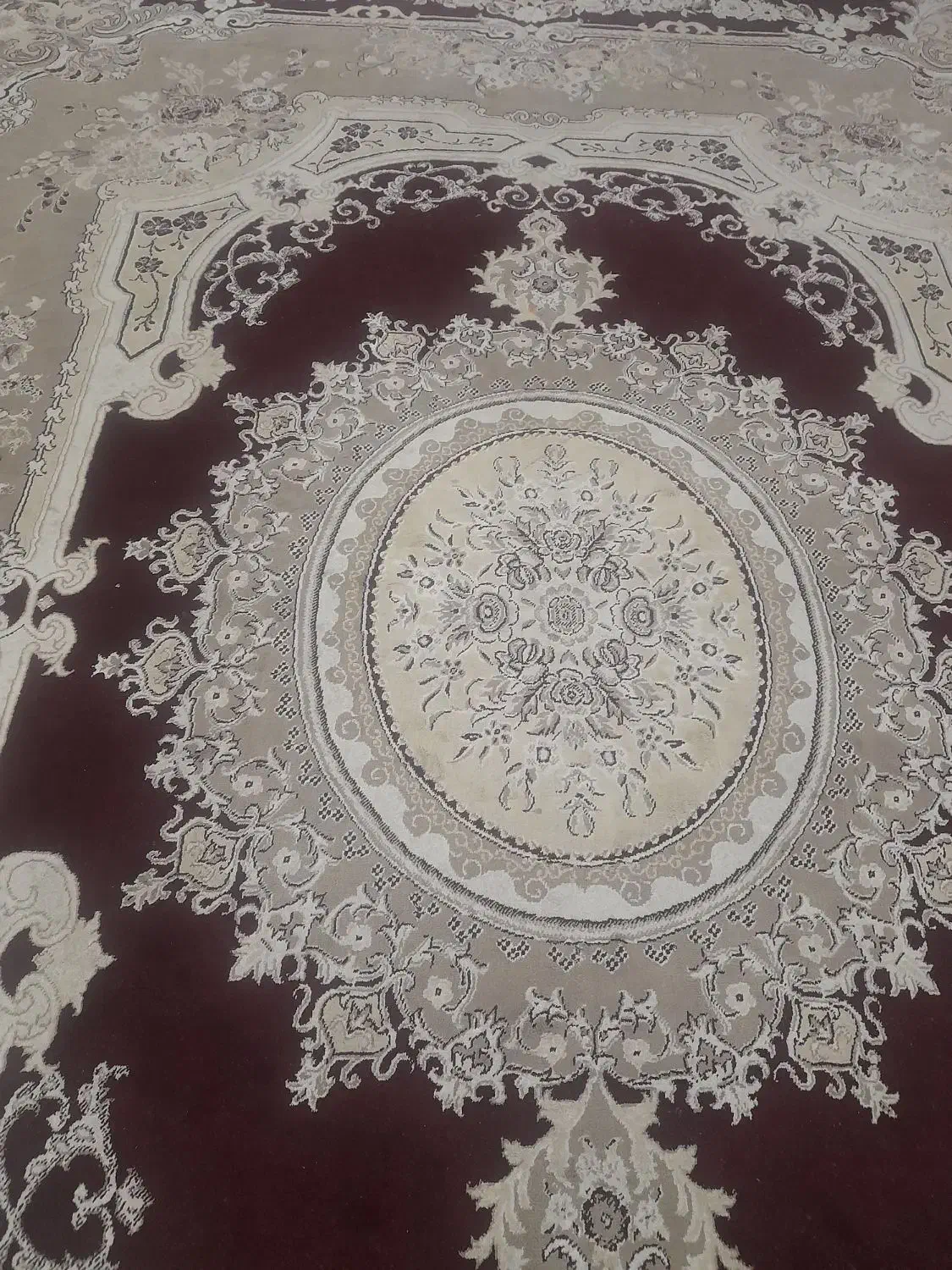 فرش ۱۲ متری|فرش|نیشابور, جمهوری|دیوار