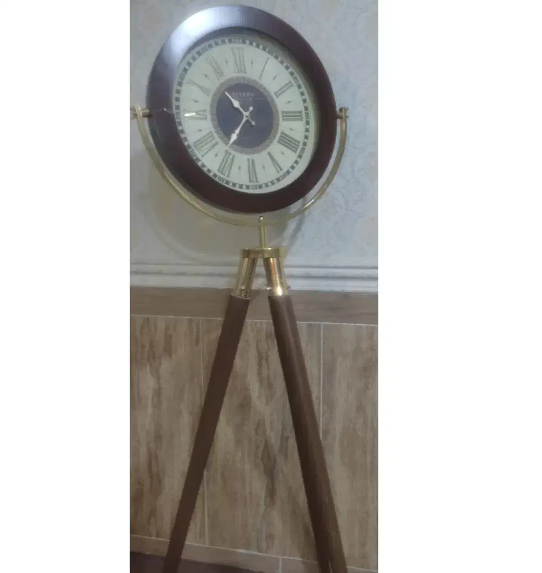 ساعت ایستاده|ساعت دیواری و تزئینی|نهاوند, |دیوار