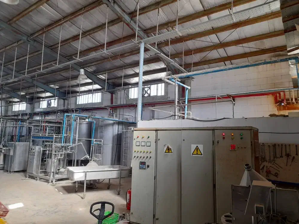 فروش کارخانه با مواد اولیه|فروش دفتر صنعتی، کشاورزی، تجاری|یزد, |دیوار