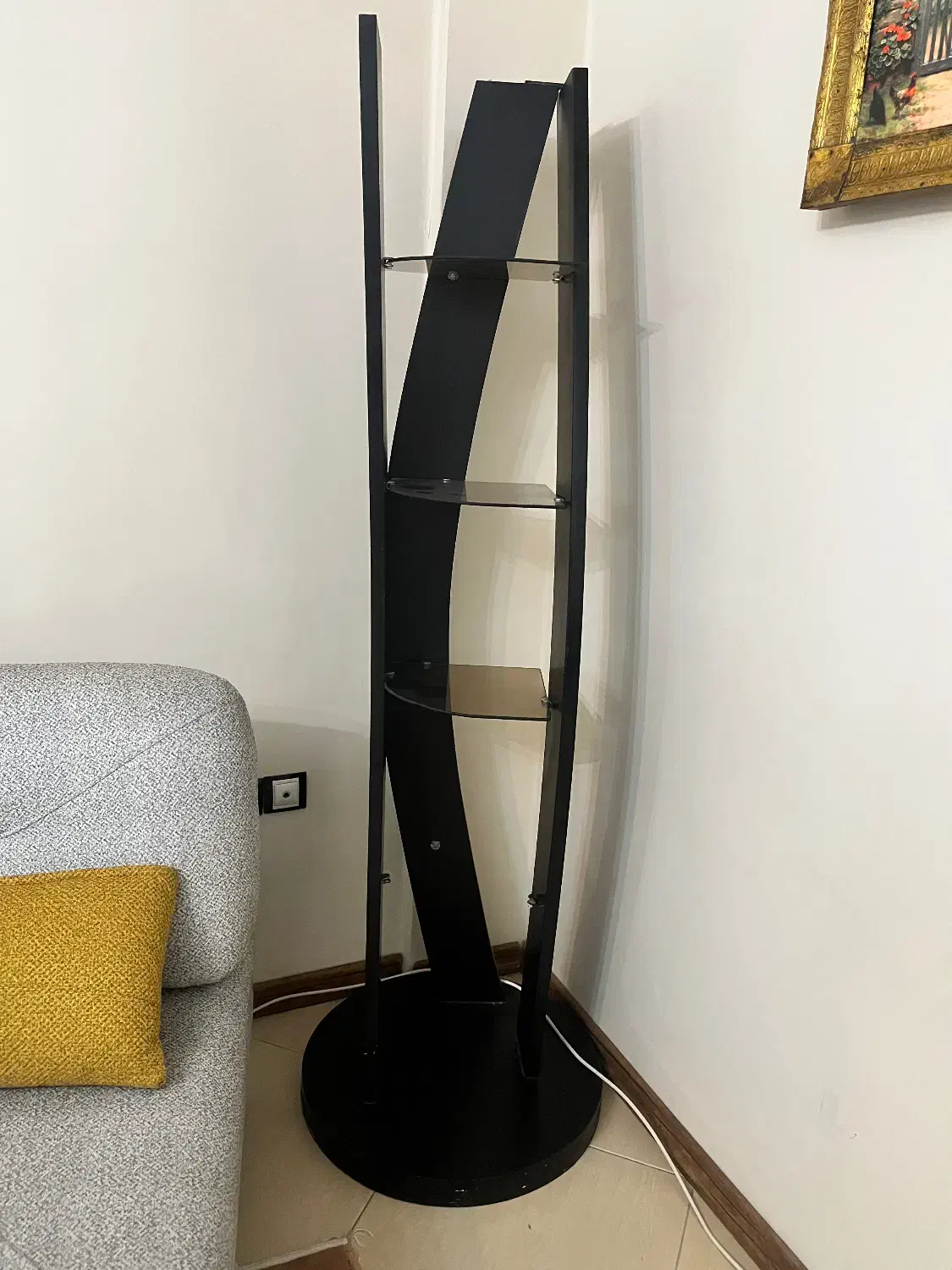 ویترین سه کنج کم جا|بوفه، ویترین، کنسول|تهران, افسریه جنوبی|دیوار