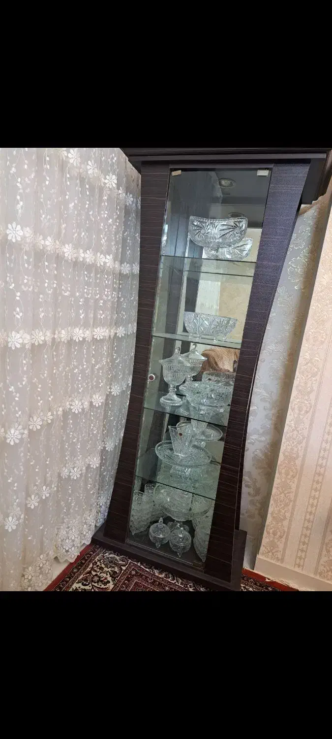 بوفه هالوژن دار سالم|بوفه، ویترین، کنسول|زنجان, |دیوار