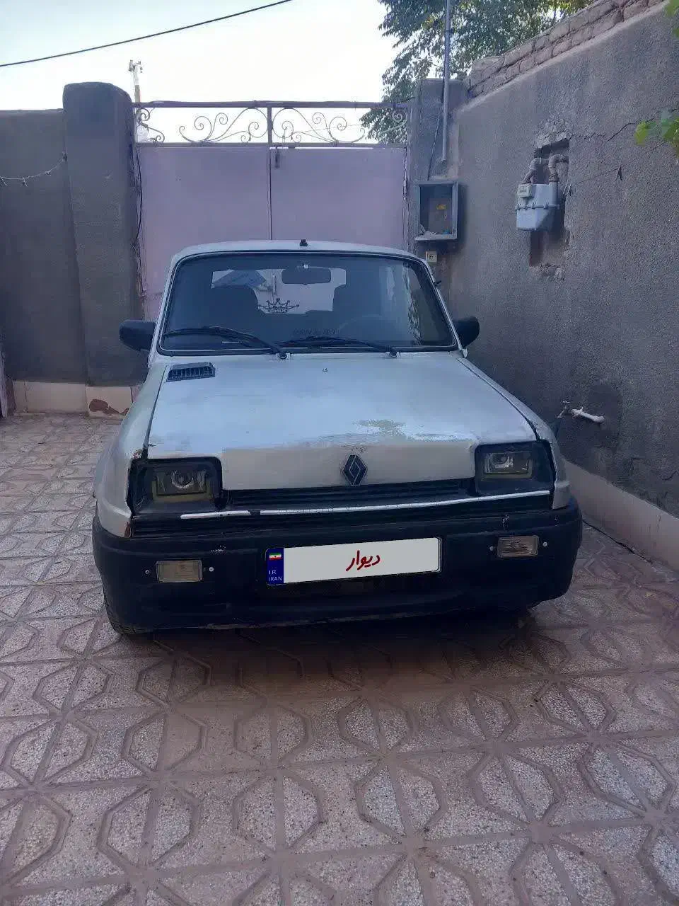 نیوپی کی|خودرو سواری و وانت|تربت‌حیدریه, منظر|دیوار