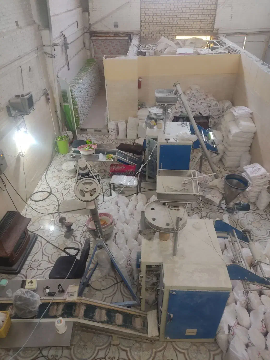 به یه خانم بامدرک شیمی بعنوان مسول فنی نیازمندیم|استخدام صنعتی، فنی، مهندسی|اسلامآباد غرب, |دیوار