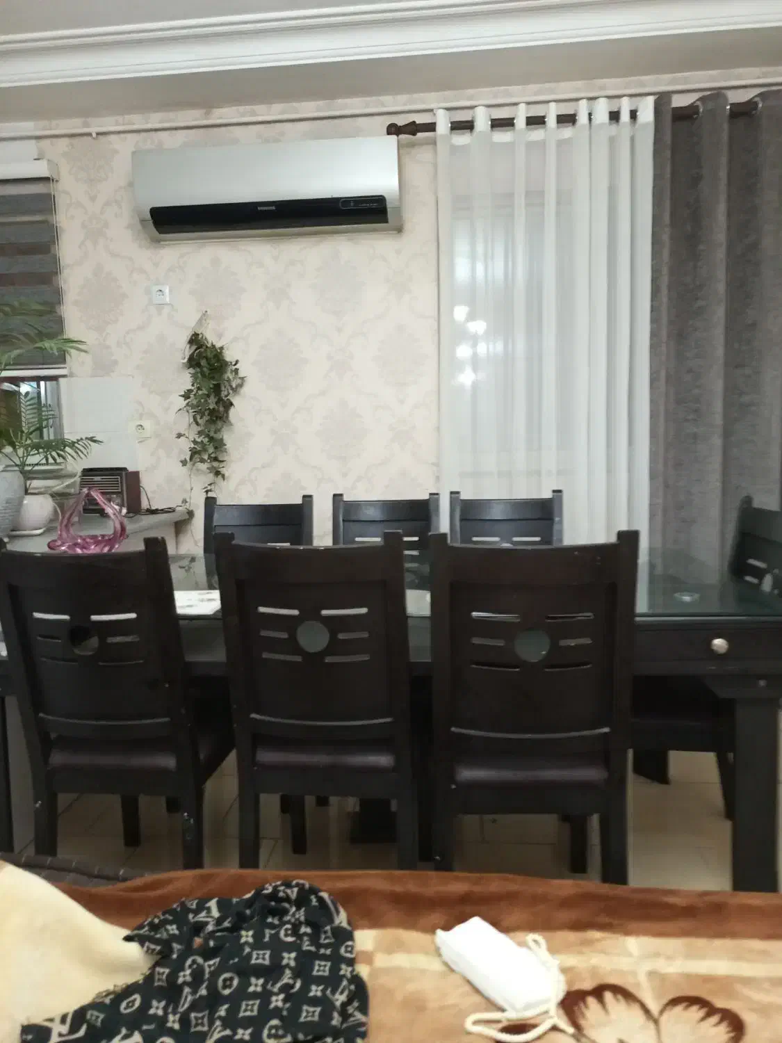 میز نهارخوری|میز و صندلی غذاخوری|رشت, دروازه لاکان|دیوار