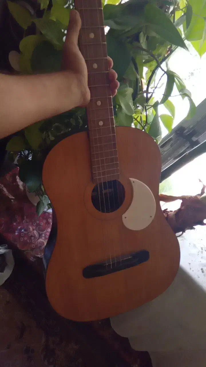 گیتار اکوستیک سیمی معاوضه با سه تار|گیتار، بیس، امپلیفایر|ارومیه, |دیوار