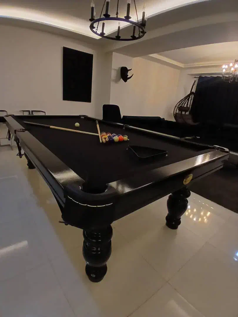 میز با ملزومات بیلیارد حرفه ای۸۰۰۰|ورزش‌های توپی|تهران, منیریه|دیوار