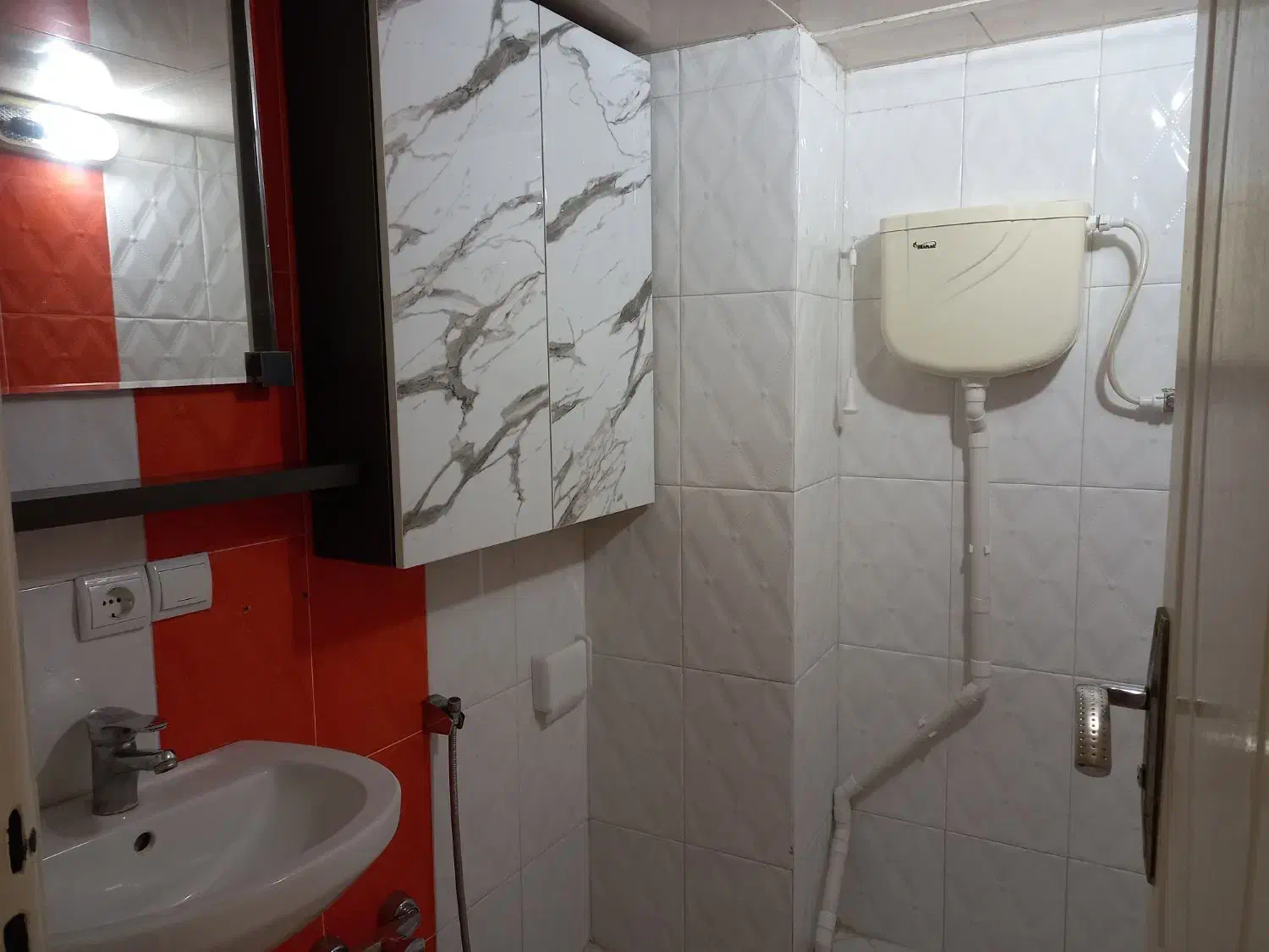 ۶۰ متر . یک خواب