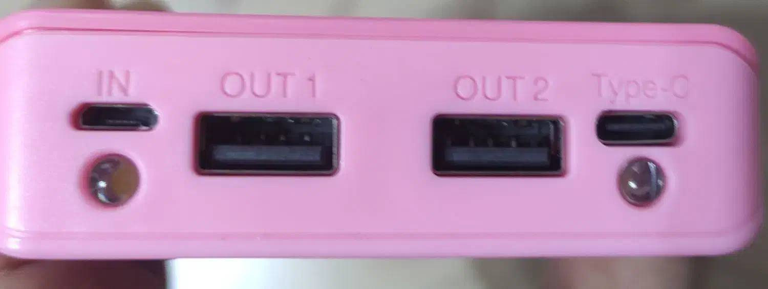 پاور بانک صورتی 20000 باتری قلمی قابل تعویض|لوازم جانبی موبایل و تبلت|مشهد, فدک|دیوار