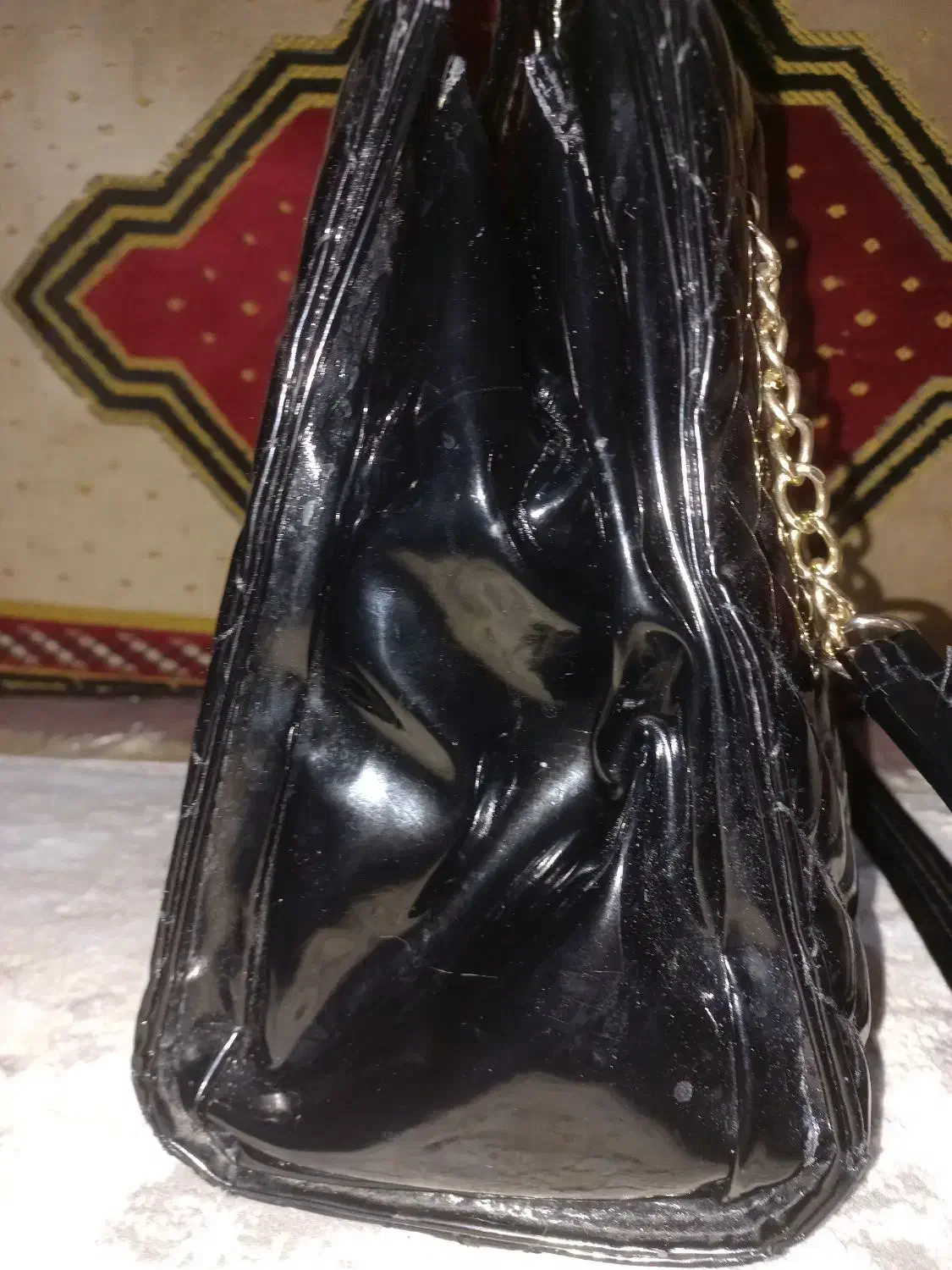 کیف چرم ورنی چنل کاملا سالم|کیف، کفش، کمربند|صدرا-فارس, فاز ۱|دیوار