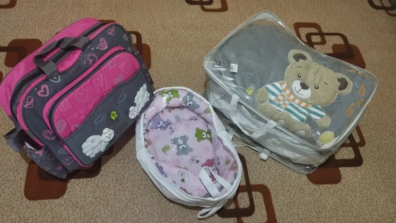 جزئیات سیسمونی نوزاد|اسباب و اثاث بچه|خرم‌آباد, |دیوار