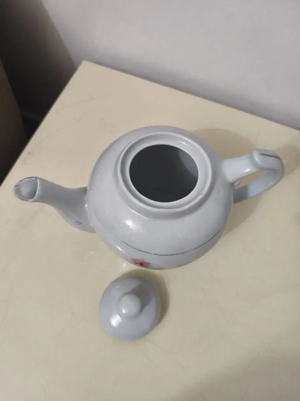 ظروف پذیرایی و سرو|ظروف سرو و پذیرایی|رشت, گلسار|دیوار