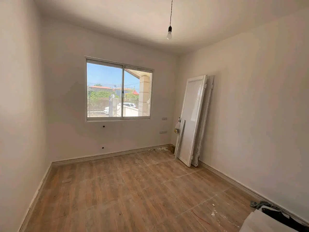 ۱۰۰ متر ویلا شهرکی بر خیابان اصلی|فروش خانه و ویلا|چاف و چمخاله, |دیوار