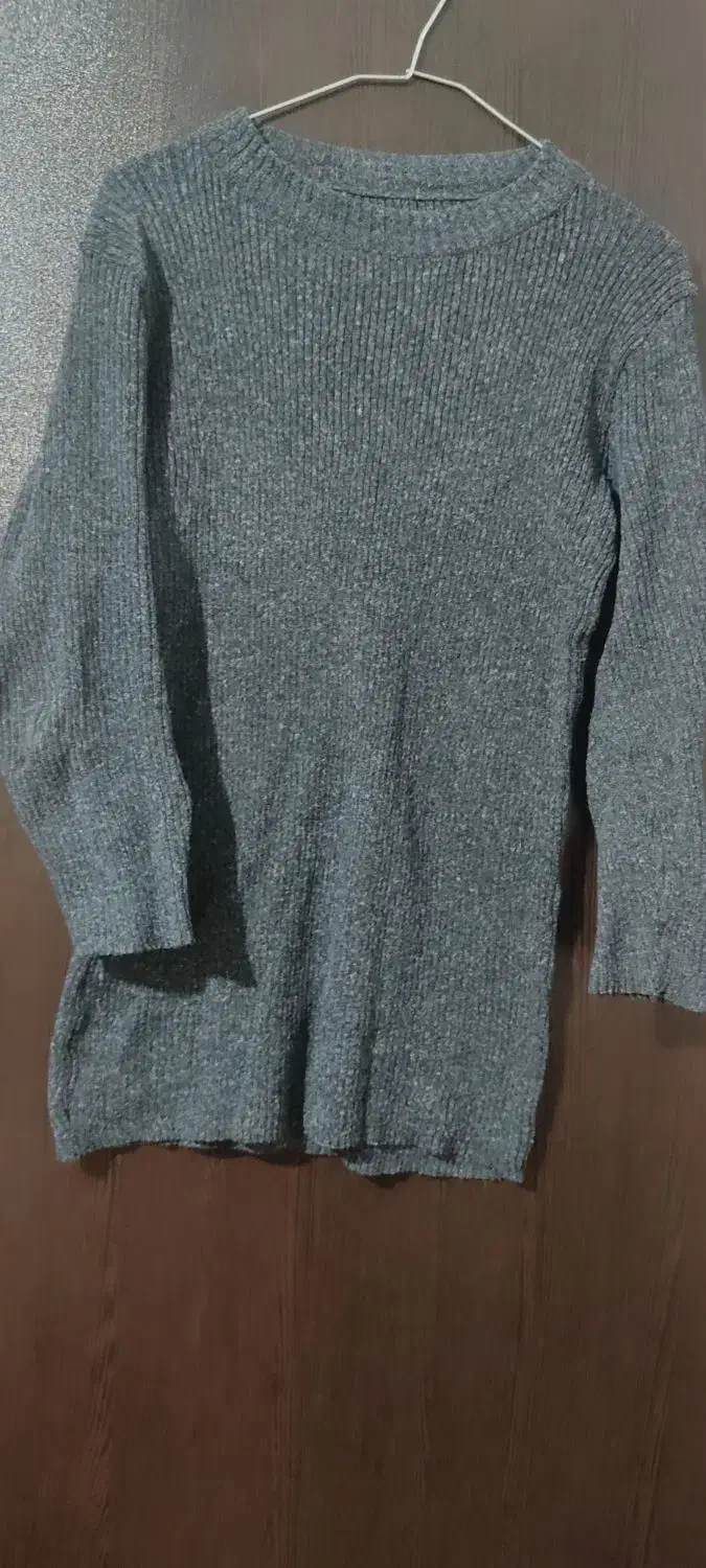 لباس بافت|لباس|رباطکریم, رباطکریم|دیوار