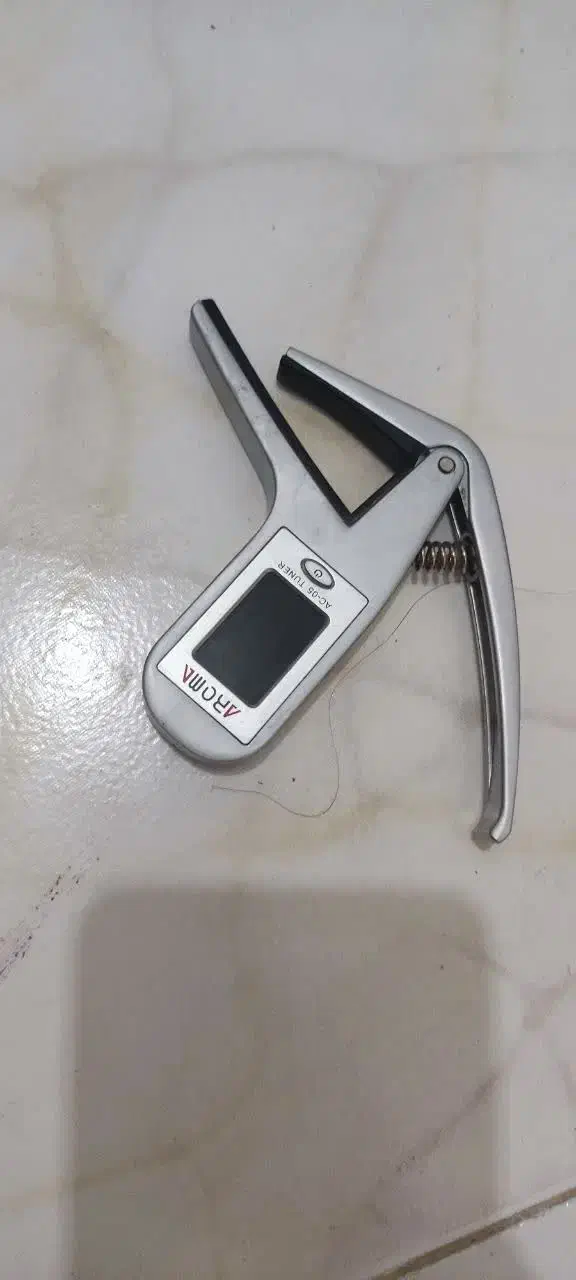 باره بند دیجیتالی تیونر دار گیتار یا کاپو گیتار|گیتار، بیس، امپلیفایر|مشهد, شریف|دیوار