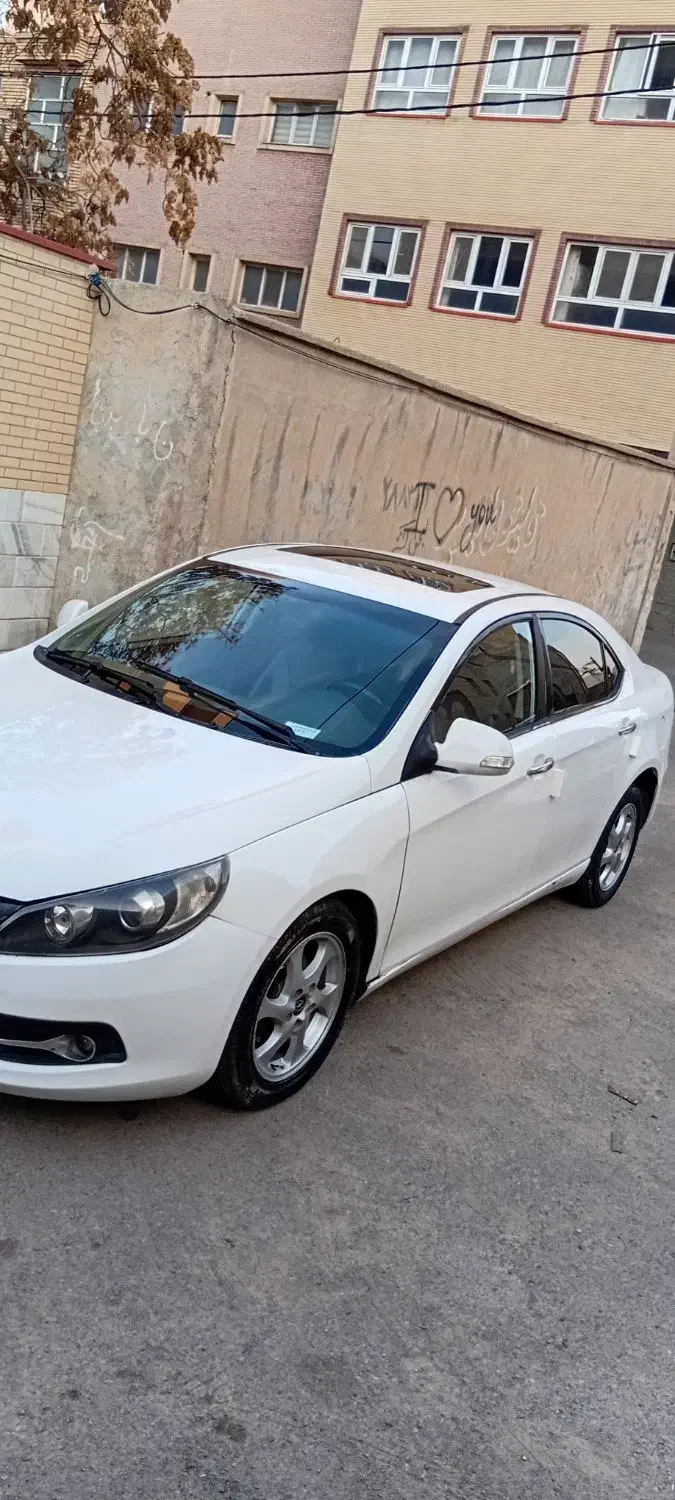 جک جی ۵ مدل ۹۴ اتومات|خودرو سواری و وانت|تبریز, |دیوار