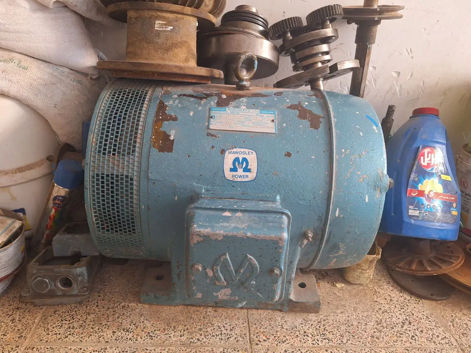 الکتروموتور دینام ۴۰ اسب ۳۰۰۰دور|ماشینآلات صنعتی|ماهدشت, |دیوار