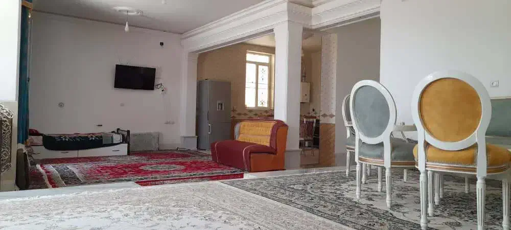 اجاره روزانه منزل بزرگ تخت جمشید|اجارهٔ کوتاه‌مدت آپارتمان و سوئیت|مرودشت, کناره|دیوار