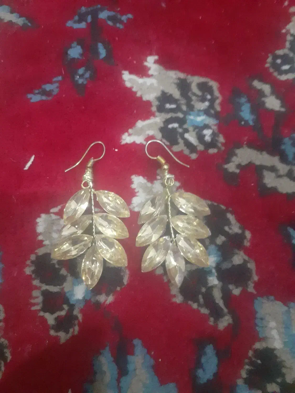 گوشواره -گردنبند|بدلیجات|قروه, |دیوار