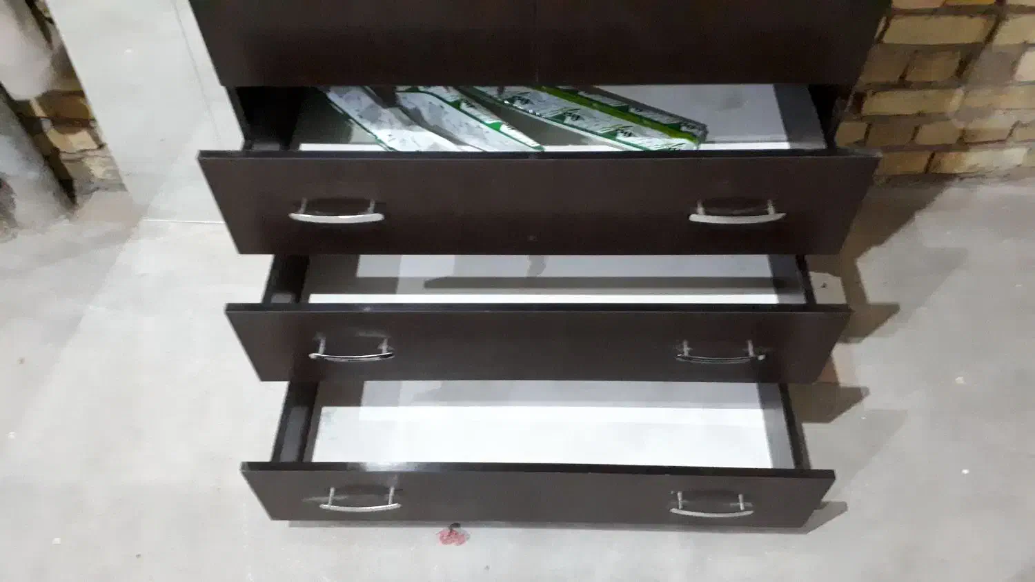 کمد لباس|جاکفشی، کمد، دراور|صائین قلعه, |دیوار