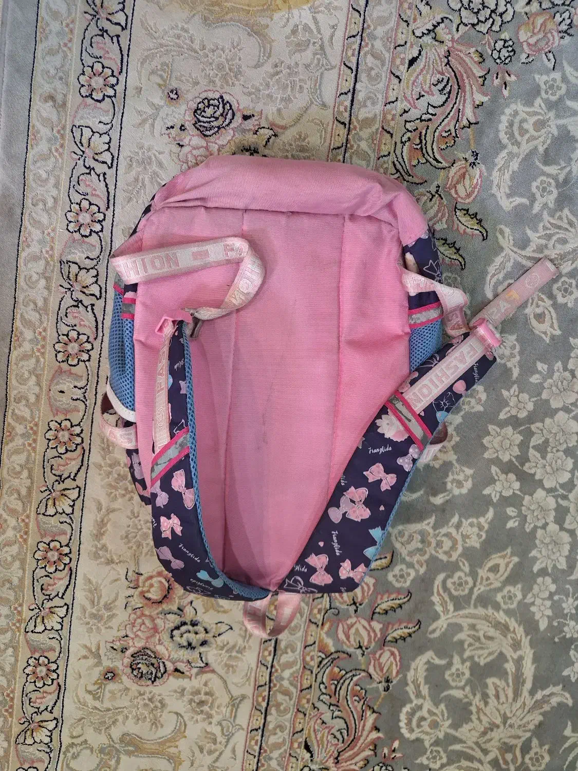 کیف مدرسه|کیف، کفش، کمربند|پاکدشت, پاکدشت (مامازند)|دیوار