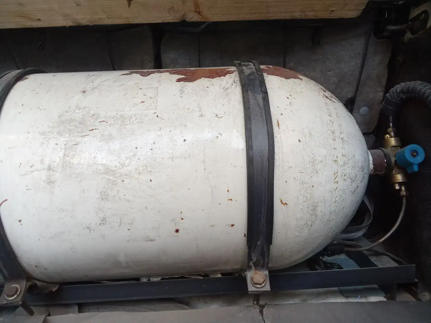 کپسول سی ان جی با لوازم کامل|قطعات یدکی و لوازم جانبی|قم, نیروگاه|دیوار