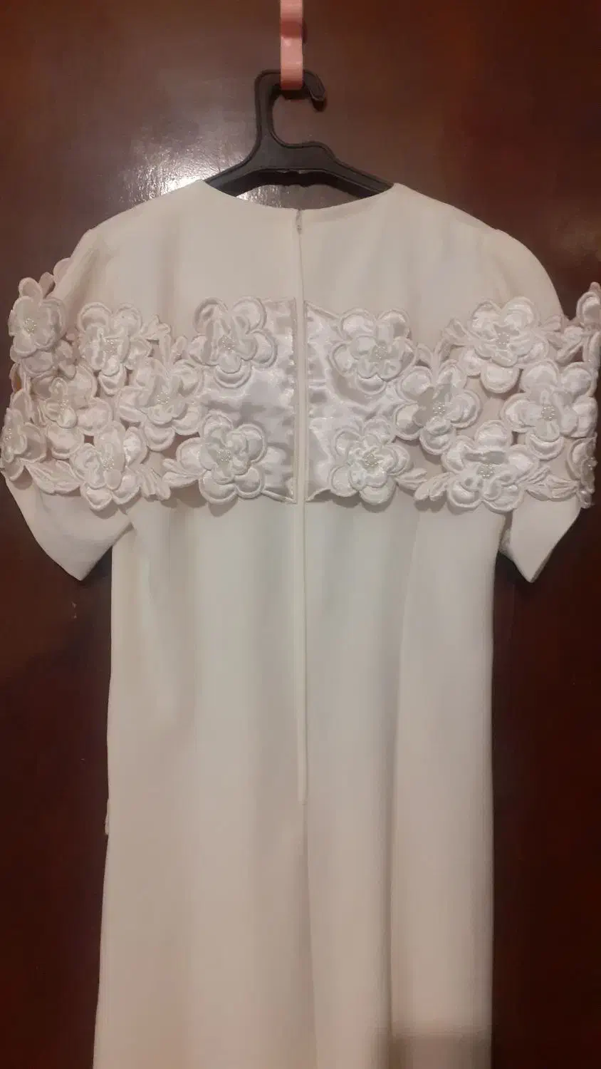 پیراهن نباتی|لباس|بروجرد, |دیوار