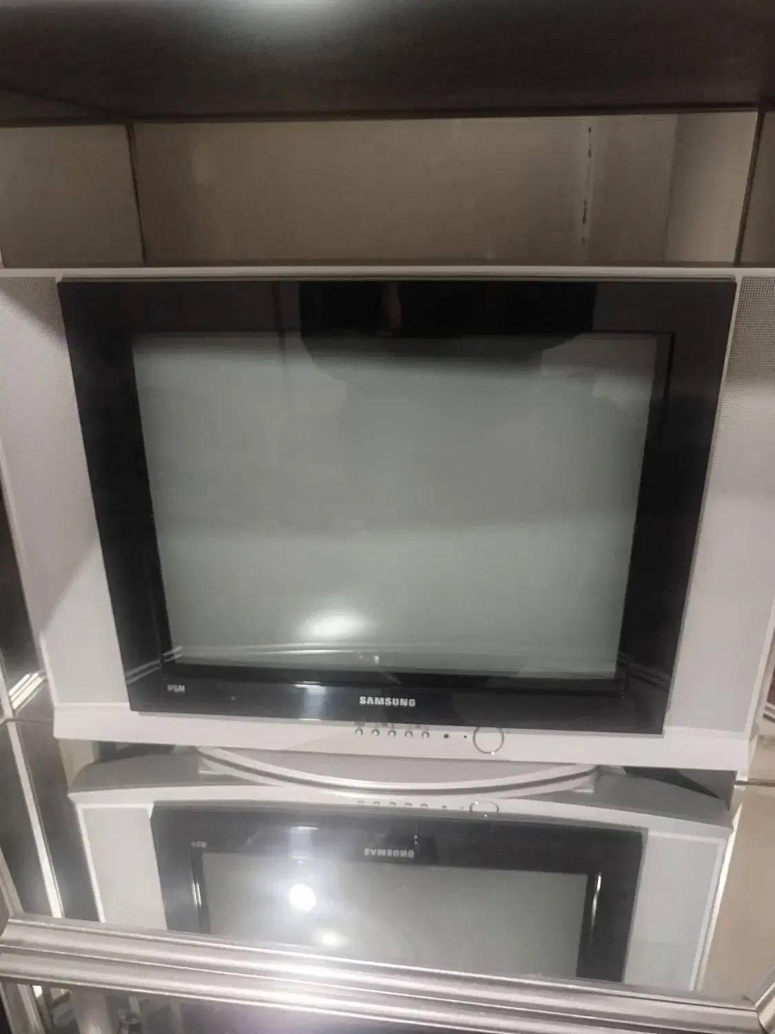 تلویزیون سالم|تلویزیون و پروژکتور|ارومیه, |دیوار