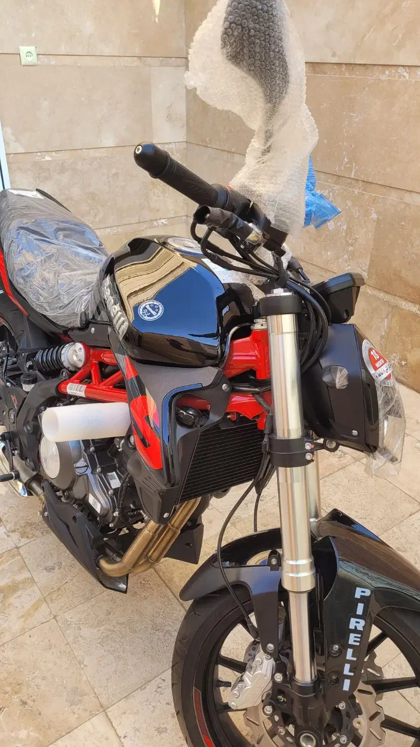 بنلی ۳۰۰صفر|موتورسیکلت|قم, قم نو|دیوار