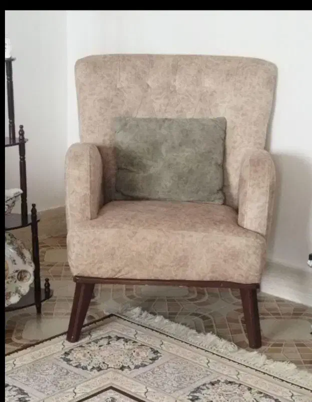 مبل چستر|مبلمان خانگی و میز عسلی|گالیکش, |دیوار