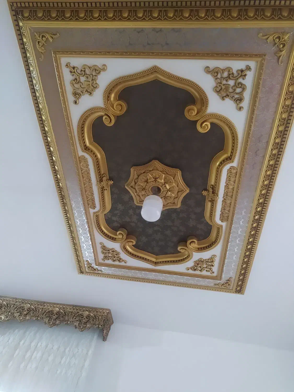 دور لامپی|لوستر و چراغ آویز|همدان, |دیوار