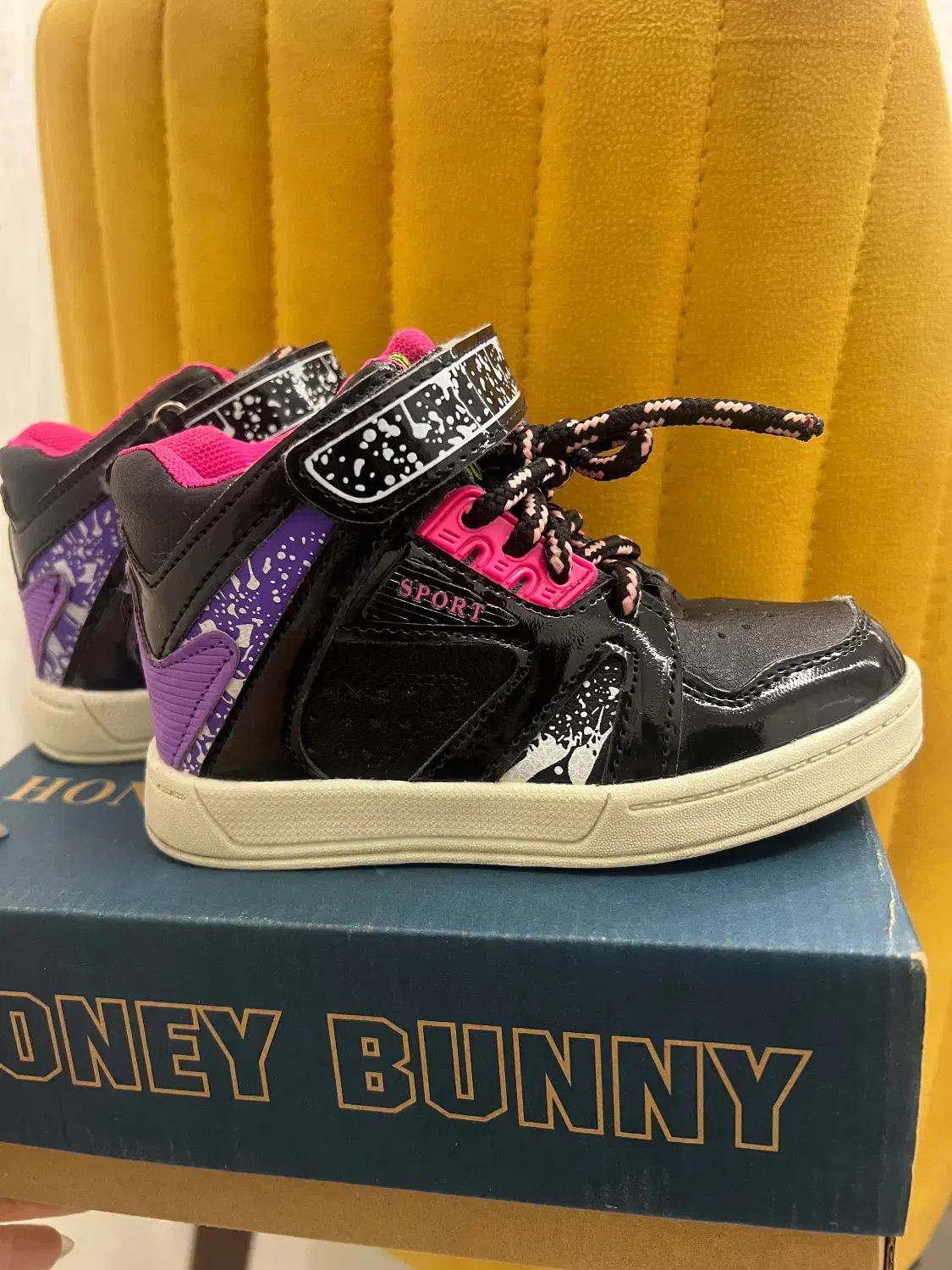 بوت|کفش و لباس بچه|شیراز, کلاهدوز|دیوار