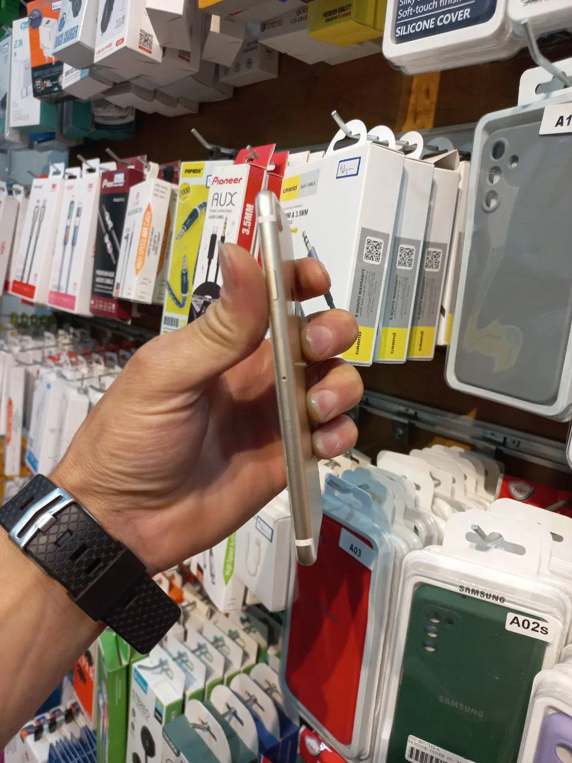 ایفون 7. 128G فروش و خریدار و معاوضه با گوشی شما|موبایل|رشت, دیانتی|دیوار