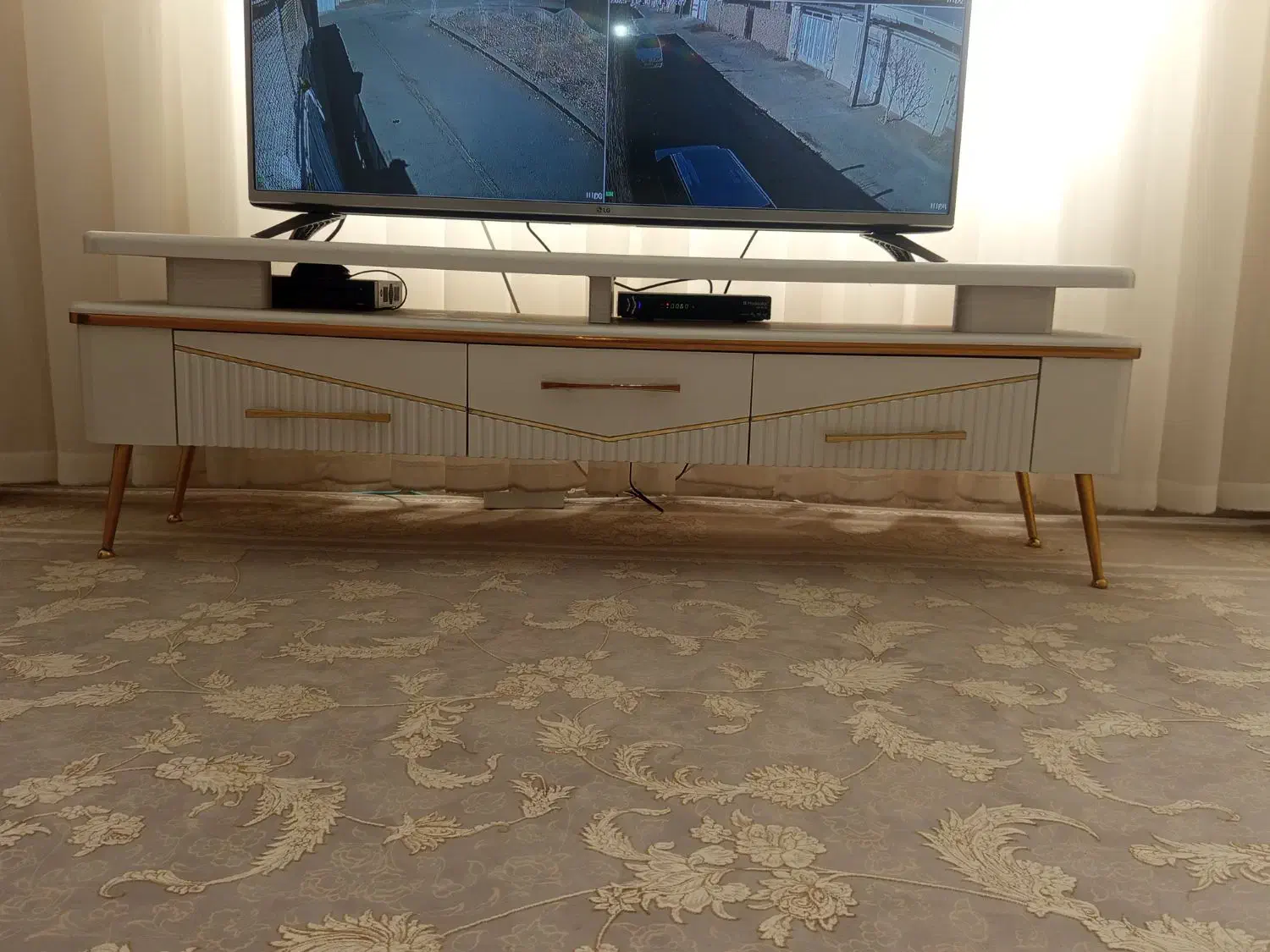 میز تلویزیون|میز تلویزیون|استهبان, |دیوار