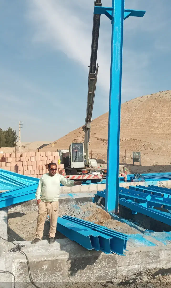 جوشکاری اسکلتهای فلزی تخریب و بازسازی|خدمات پیشه و مهارت|پاکدشت, پاکدشت (مامازند)|دیوار