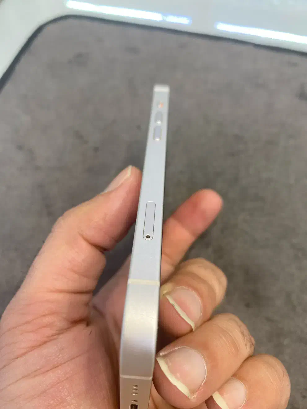 13 -128 Za|موبایل|کرج, برغان|دیوار