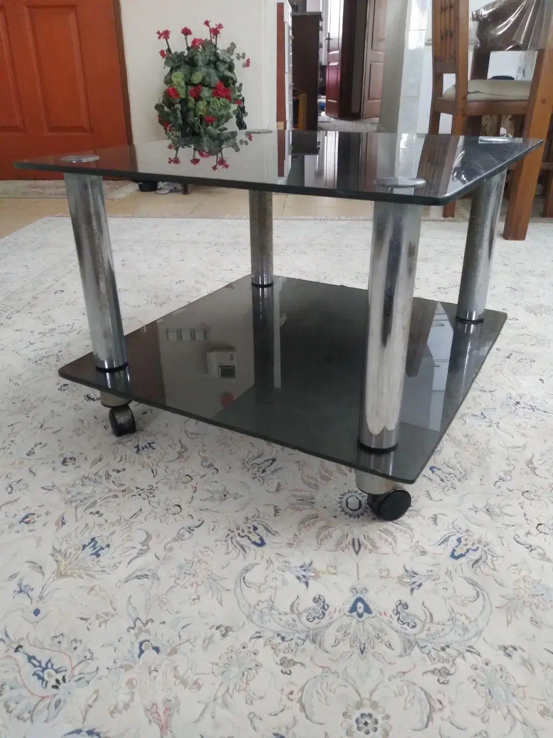 میز شیشه ای|مبلمان خانگی و میز عسلی|رشت, پارک شهر|دیوار