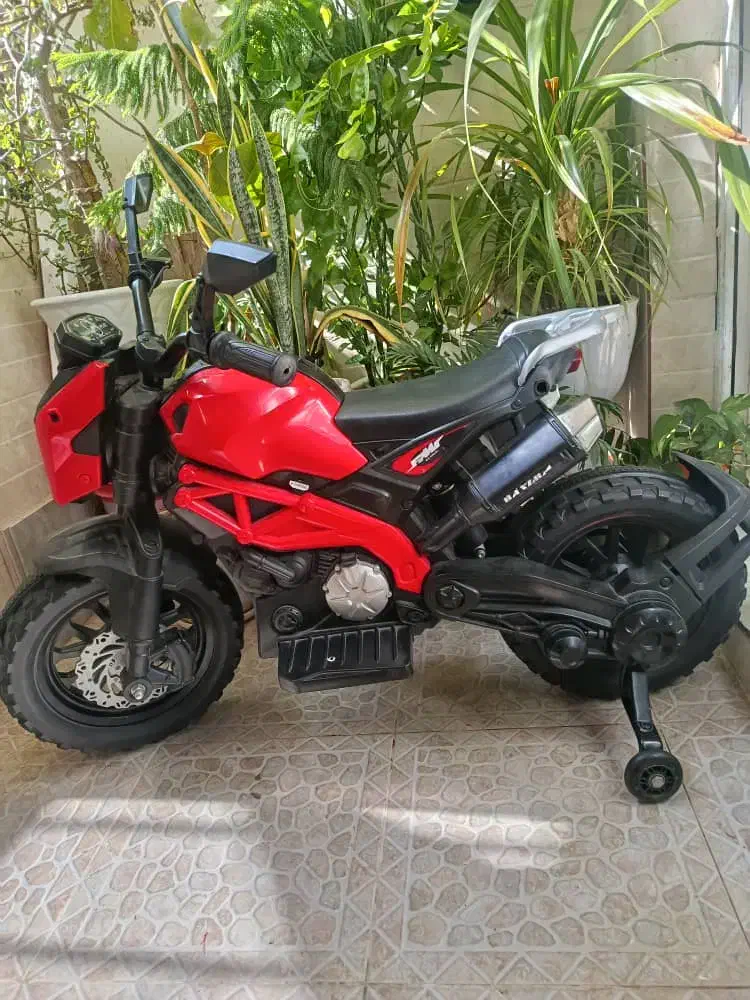 موتور شارژی کاملا سالم ونو همراه با باتری|دوچرخه، اسکیت، اسکوتر|مرودشت, ولایت|دیوار