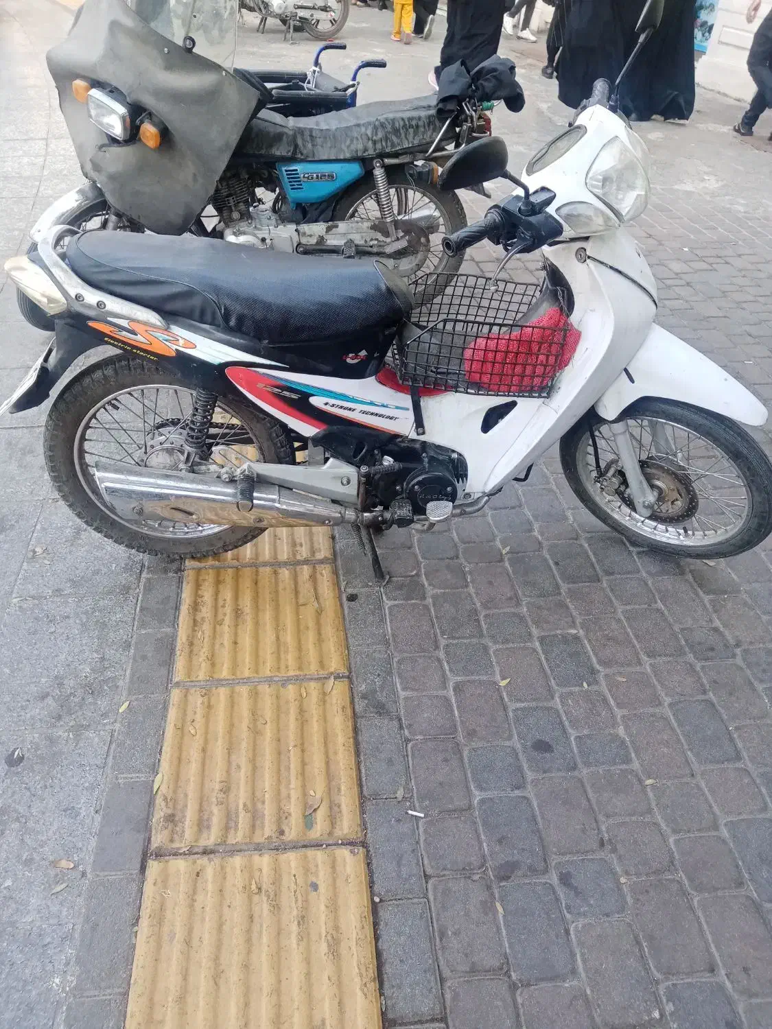 موتور بی کلاج 125 مدل 91|موتورسیکلت|مشهد, پایین خیابان|دیوار