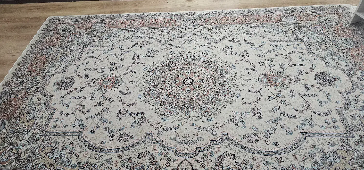 چهار تختە فرش شش متری پانصد شانە|فرش|کامیاران, |دیوار